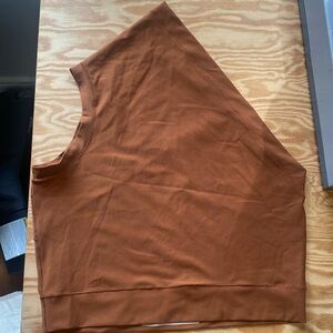 Hoibo asymmetrical crop top in Terracotta size L